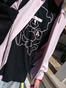 「UNDERCOVER（アンダーカバー）のアイテム（Tシャツ/カットソー、ブラック系）」を使った、はるさめにーさん。さん（メンズ・174cm）の春コーディネート