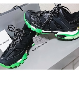 「BALENCIAGA（バレンシアガ）のアイテム（スニーカー、グリーン系）」を使った、はるさめにーさん。さん（メンズ・174cm）の春コーディネート