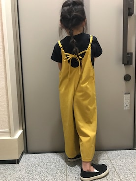 「アイテム（サロペット/オーバーオール、イエロー系）」を使った、ゆあときどきのあさん（キッズ・100cm）の春コーディネート