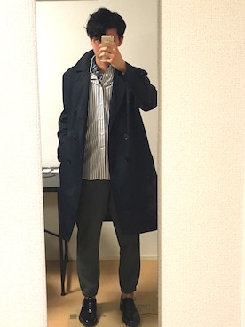 「フレンチカジュアル」｜「アイテム（トレンチコート）」を使った、天パは神様からの贈り物さん（メンズ・173cm）の春コーディネート