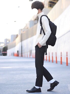 「DOOPZ（ドープス）のアイテム（スラックス）」を使った、とっしーさん（メンズ・184cm）の秋コーディネート