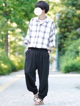 「suicoke（スイコック）のアイテム」を使った、とっしーさん（メンズ・184cm）の夏コーディネート