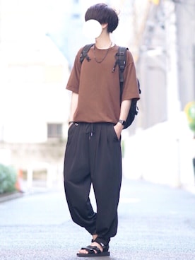 「suicoke（スイコック）のアイテム」を使った、とっしーさん（メンズ・184cm）の夏コーディネート