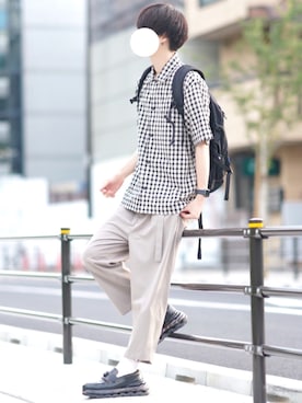 「MONKEY TIME（モンキータイム）のアイテム（スラックス）」を使った、とっしーさん（メンズ・184cm）の夏コーディネート