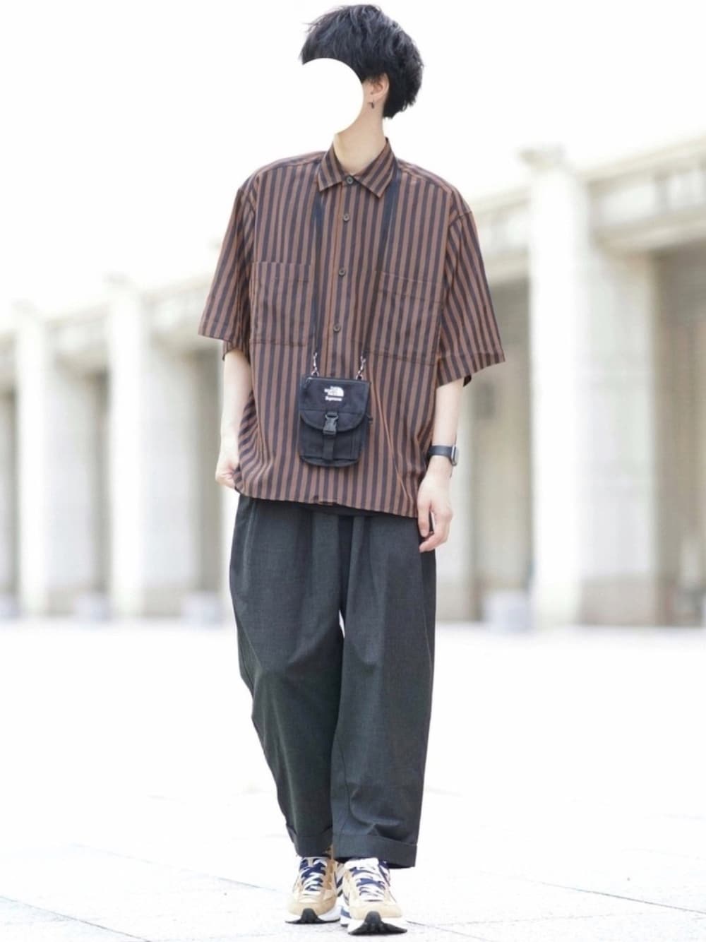 「DOOPZのDOOPZ Wrinkle air stripe shirt リンクルエアストライプシャツ（シャツ/ブラウス、イエロー系）」を使った、とっしーさん（メンズ・184cm）の春コーディネートの1枚目の写真