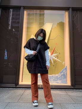 「アイテム（チノパンツ、オレンジ系）」を使った、chiennnさん（レディース・155cm）の冬コーディネート