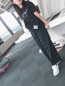 「ミッキーT」｜「アイテム（スリッポン）」を使った、コマじろうさん（レディース・149cm）の秋コーディネート