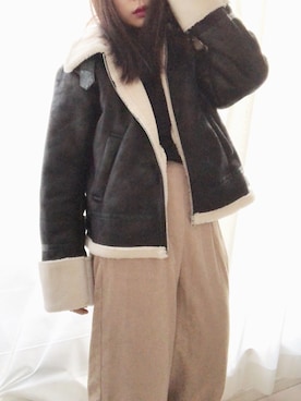「コーデュロイパンツ」｜「アイテム（ムートンコート）」を使った、コマじろうさん（レディース・149cm）の冬コーディネート