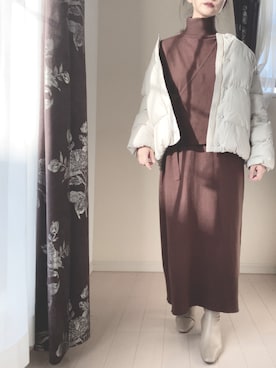 「ノーカラーダウン」｜コマじろうさん（レディース・149cm）の冬コーディネート