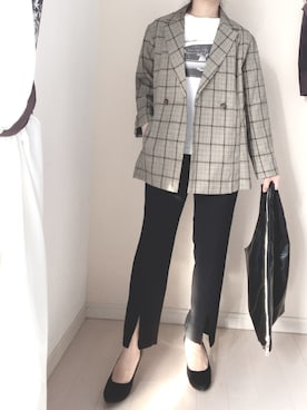 「スリットパンツ」｜「アイテム（ブルゾン）」を使った、コマじろうさん（レディース・149cm）の春コーディネート