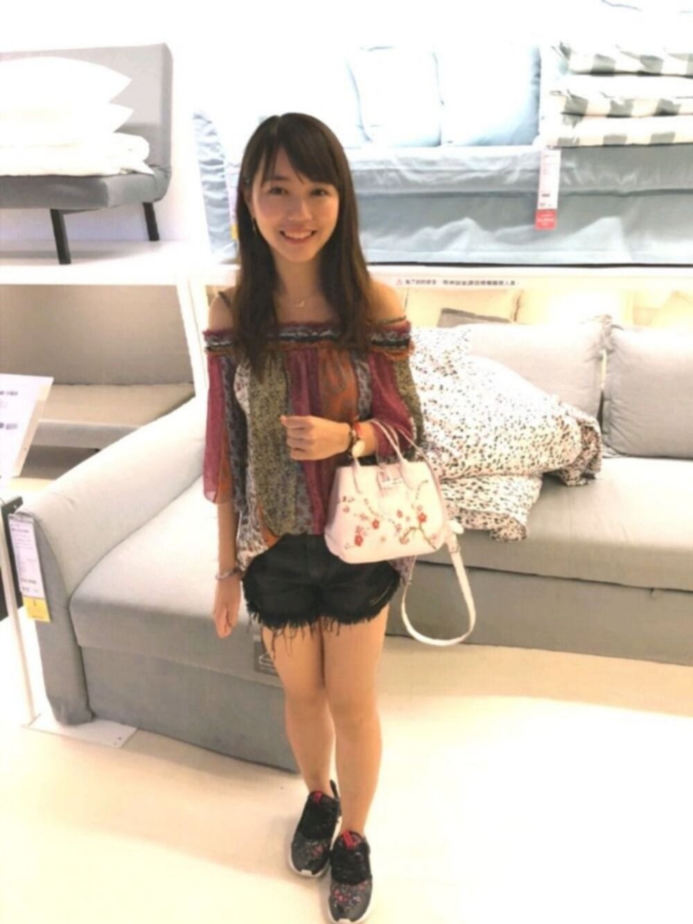 「summer、花柄、夏コーデ」｜「LONGCHAMPのアイテム（バッグ、ピンク系）」を使った、ルビーさん（レディース・158cm）の夏コーディネートの1枚目の写真