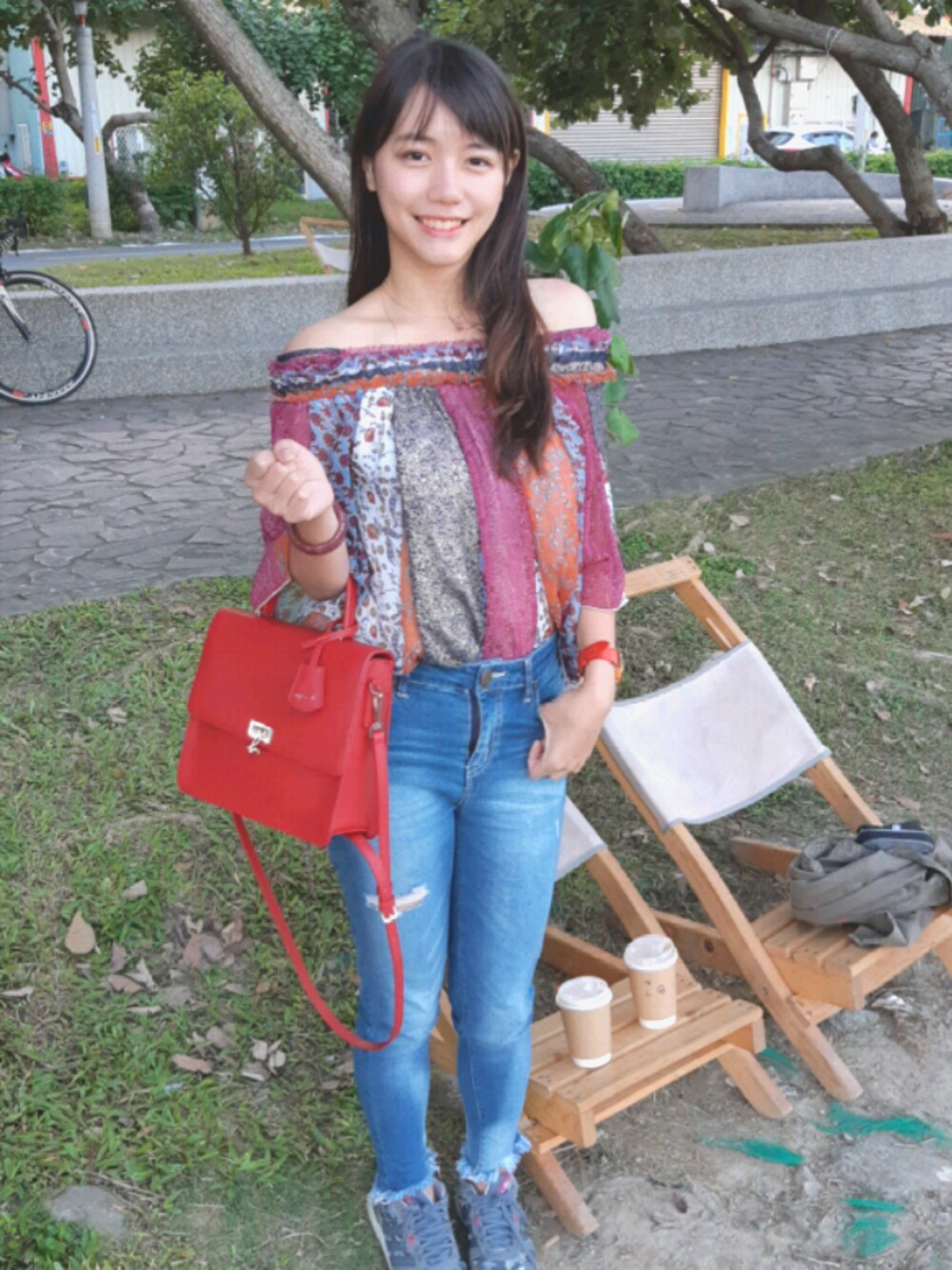 「休日スタイル、秋、秋コーデ、jeans」｜「follie follie のアイテム（腕時計、オレンジ系）」を使った、ルビーさん（レディース・158cm）の秋コーディネートの1枚目の写真
