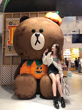 「MONKI（モンキ）のアイテム（シューズ）」を使った、Sherry Chanさん（レディース・153cm）の秋コーディネート