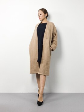 「ガウンコート」｜「アイテム（ノーカラージャケット）」を使った、黒田デビーさん（レディース・165cm）の冬コーディネート