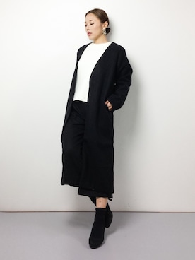 「ブラック×ホワイト」｜「アイテム（その他アウター）」を使った、黒田デビーさん（レディース・165cm）の冬コーディネート