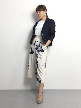 「PATTERN・fiona （パターンフィオナ）のアイテム（ジャケット/アウター）」を使った、黒田デビーさん（レディース・165cm）の春コーディネート