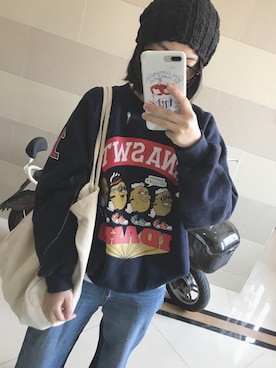 「Mo&Co.（モーアンドコー）のアイテム（パンツ）」を使った、Kayla考拉さん（レディース・165cm）の春コーディネート