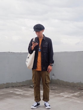 「oqLiq（オークリック）のアイテム（アクセサリー）」を使った、蘇上鳴さん（メンズ・174cm）の冬コーディネート