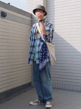 「Levi's（リーバイス）のアイテム（その他）」を使った、蘇上鳴さん（メンズ・174cm）の秋コーディネート
