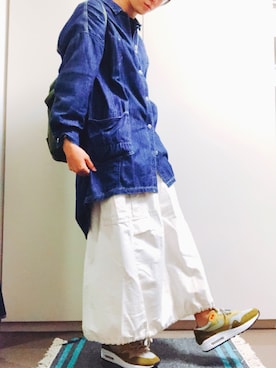 「AIR MAX」｜「アイテム（デニムジャケット）」を使った、SIONさん（レディース・165cm）の春コーディネート
