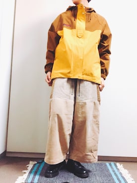 「同色コーデ」｜「アイテム（ジャケット/アウター）」を使った、SIONさん（レディース・165cm）の春コーディネート