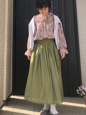 「アイテム（バレエシューズ、パープル系）」を使った、kamokamosanさん（レディース・163cm）の春コーディネート