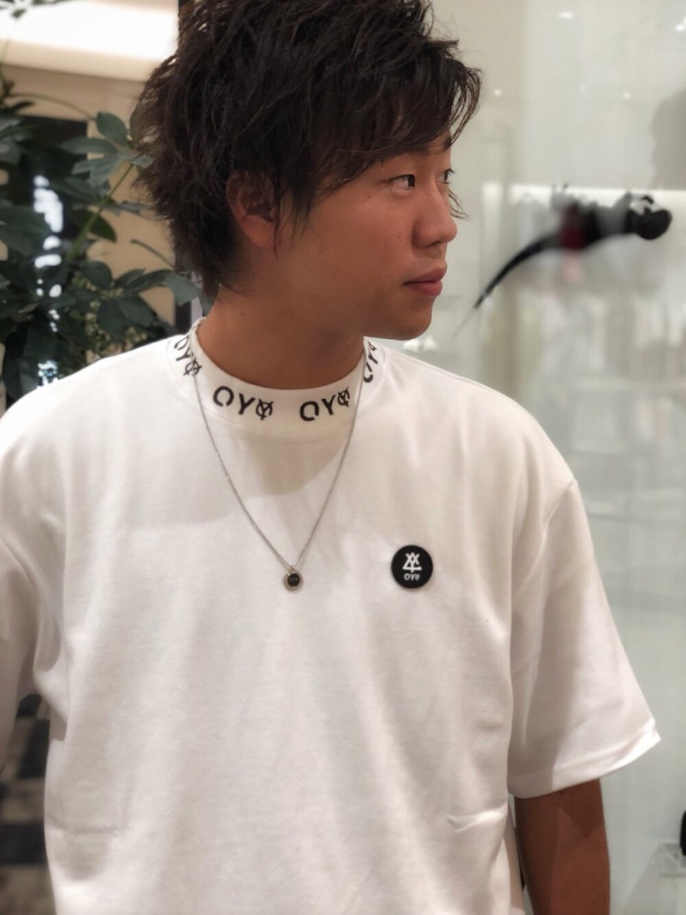 「いいね、save、フォローお願いします🤑、シンプル、ビッグシルエット、ビッグT、白Tシャツ、白、OY、韓国ブランド、韓国ファッション、韓国ストリート」｜「OYのロゴクルーTシャツ/カットソー（Tシャツ/カットソー、ホワイト系）」を使った、ふっくさん（メンズ・173cm）の夏コーディネートの1枚目の写真