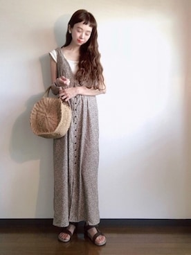 「前髪みじ族」｜エリーさん（レディース・163cm）の夏コーディネート