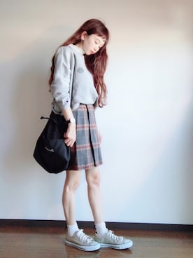 「前髪みじ族」｜エリーさん（レディース・163cm）の秋コーディネート