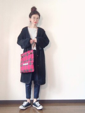 「ZOZO（ゾゾ）のスリムテーパードデニムパンツ［WOMEN］（デニムパンツ）」を使った、エリーさん（レディース・163cm）の冬コーディネート