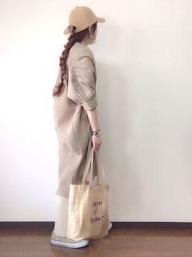 「petitcro（プティクロ）のpetitcro  ワイドバングル PCKB1901001（バングル/リストバンド）」を使った、エリーさん（レディース・163cm）の夏コーディネート