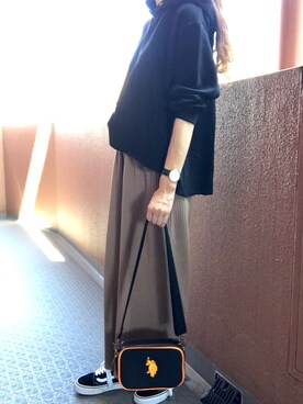 「LIPSTAR（リップスター）のバックシフォンプリーツパーカー（パーカー）」を使った、エリーさん（レディース・163cm）の秋コーディネート