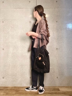 「秋コーデ」｜「GRL（グレイル）のアイテム（キャミソール）」を使った、エリーさん（レディース・163cm）の秋コーディネート