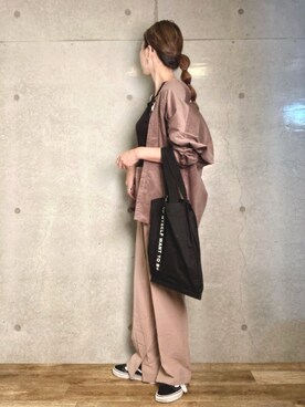 「秋コーデ」｜「GRL（グレイル）のアイテム（キャミソール）」を使った、エリーさん（レディース・163cm）の秋コーディネート