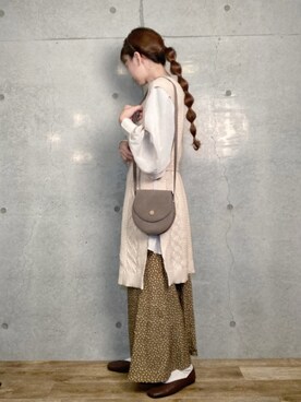 「AULI（アウリィ）のアイテム」を使った、エリーさん（レディース・163cm）の冬コーディネート