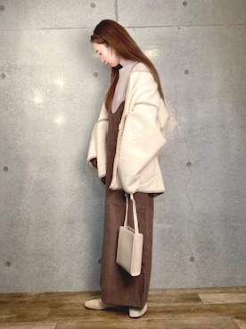 「ISOOK（アイスー）のアイテム（ワンピース/ドレス）」を使った、エリーさん（レディース・163cm）の冬コーディネート