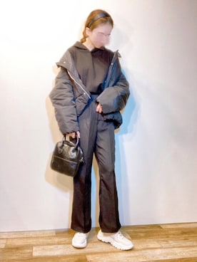 「sakishimatokyo（サキシマトーキョー）のアイテム（ブルゾン）」を使った、エリーさん（レディース・163cm）の冬コーディネート