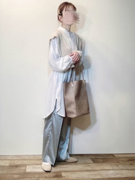 「AmbreNeige」｜「アイテム（パンプス）」を使った、エリーさん（レディース・163cm）の春コーディネート