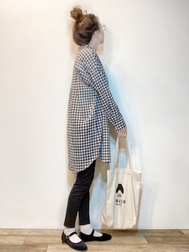 「LIPSTAR（リップスター）のアイテム（シャツ/ブラウス）」を使った、エリーさん（レディース・163cm）の春コーディネート