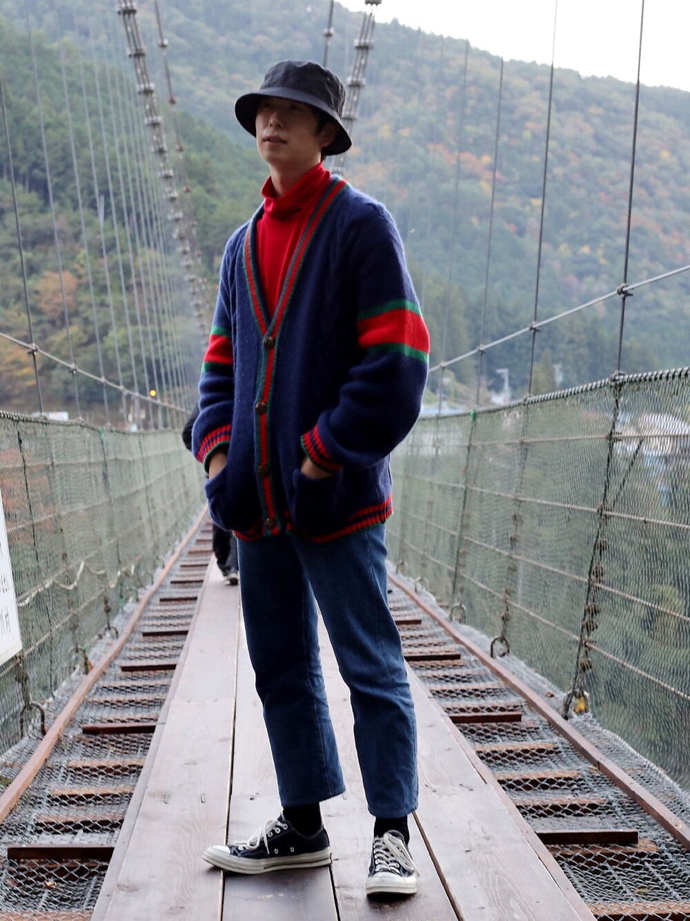 GUCCIのカーディガン/ボレロを使ったメンズ人気ファッション GUCCIのカーディガン/ボレロを使ったメンズ人気ファッション