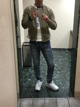 「サーフスタイル」｜「アイテム（ブルゾン）」を使った、EBIchanさん（メンズ・180cm）の冬コーディネート