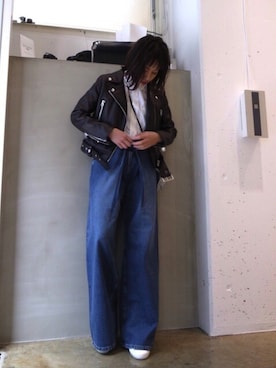 「Acne Studios（アクネストゥディオズ）のアイテム（ジャケット/アウター）」を使った、FLONT STAFF さん（レディース・160cm）の冬コーディネート