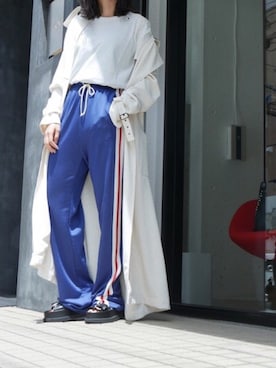 「Acne Studios（アクネストゥディオズ）のアイテム（ジャケット/アウター）」を使った、FLONT STAFF さん（レディース・160cm）の春コーディネート