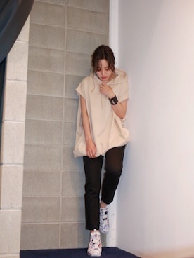 「Acne Studios（アクネストゥディオズ）のアイテム（スウェット）」を使った、FLONT STAFF さん（レディース・160cm）の春コーディネート