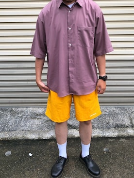 「アイテム（カーゴパンツ、イエロー系）」を使った、Anthony🇹🇼さん（メンズ・175cm）の夏コーディネート