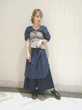 「アイテム（その他トップス、ブラウン系）」を使った、伊織さん（レディース・155cm）の夏コーディネート