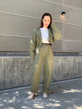 「w closet（ダブルクローゼット）のアイテム（ノーカラージャケット）」を使った、伊織さん（レディース・155cm）の春コーディネート