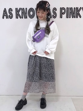 「アイテム（ボディバッグ/ウエストポーチ）」を使った、かさぴ！さん（レディース・158cm）の冬コーディネート