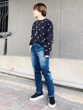 「リメイクデニム」｜「アイテム（アクセサリー）」を使った、RUIさん（レディース・159cm）の冬コーディネート