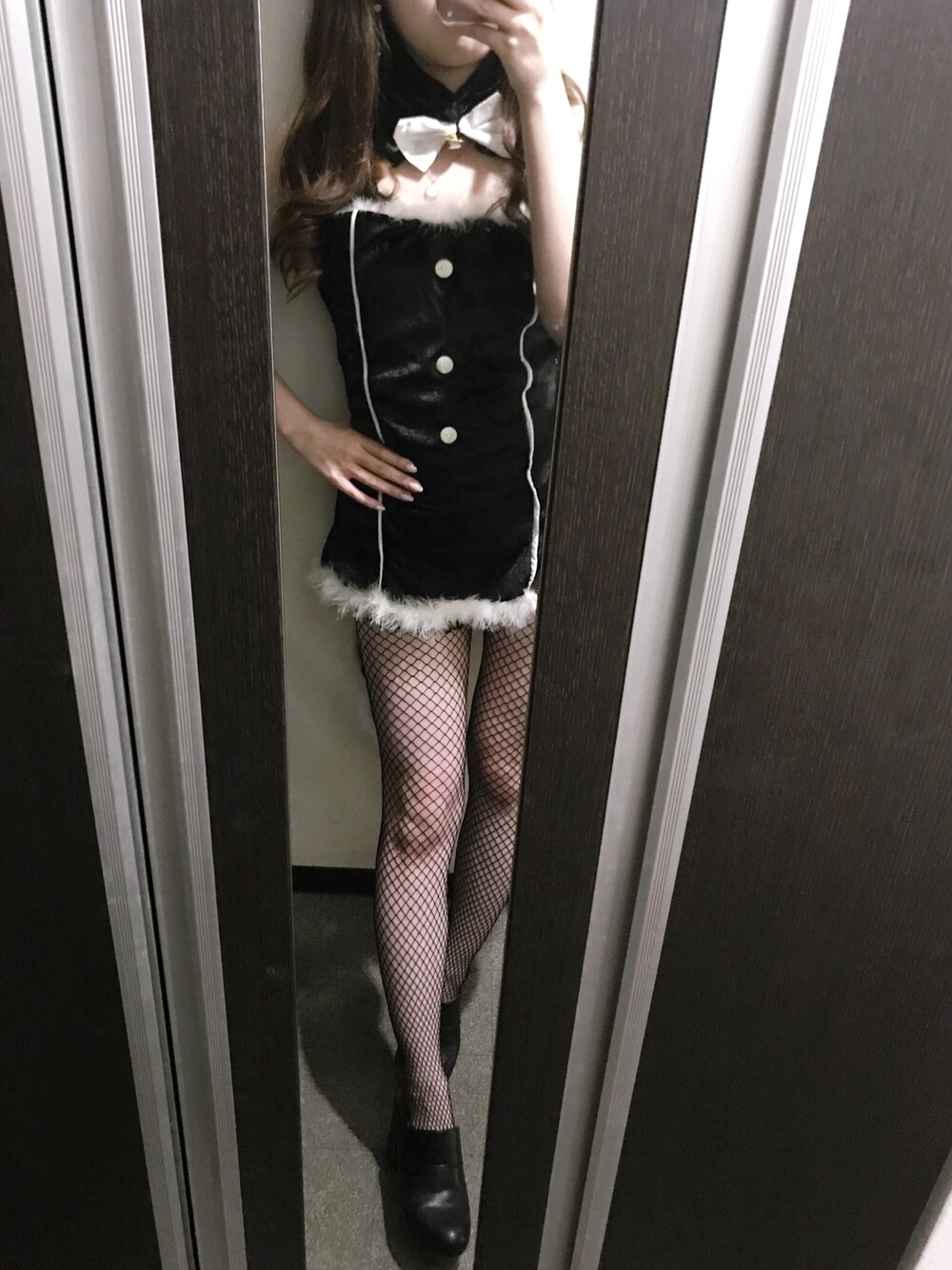 「ハロウィン、wearhalloween2017」｜「Marc by Marc JacobsのMARC BY MARC JACOBS MARC JACOBS Enamel Logo Pendant Necklace（ネックレス、ホワイト系）」を使った、はるるさん（レディース・155cm）の秋コーディネートの1枚目の写真